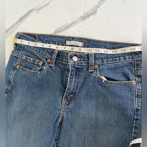 Women’s Levi’s Boot Cut Jeans - Picture 4 of 8